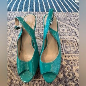 Nine West Aqua Heels Elegant and Versatile Size 7.5